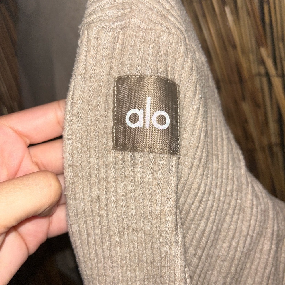 Alo